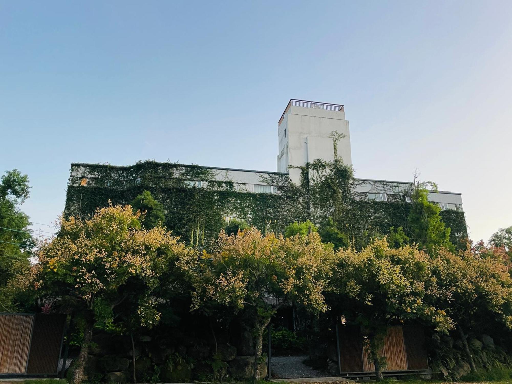 Appartement La Tree 普椿農場木子莊園 à Donghe Extérieur photo